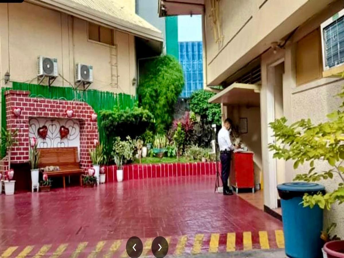 Oyo 971 Liza Lodge Pasay Exterior photo